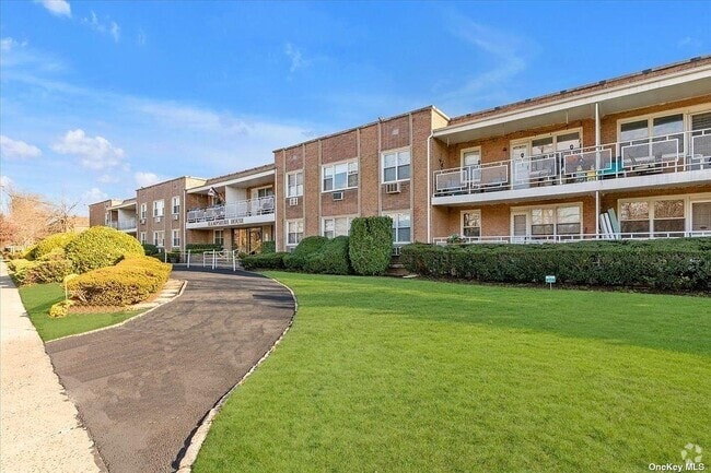 Building Photo - 601 Chestnut St Unit B12 Rental