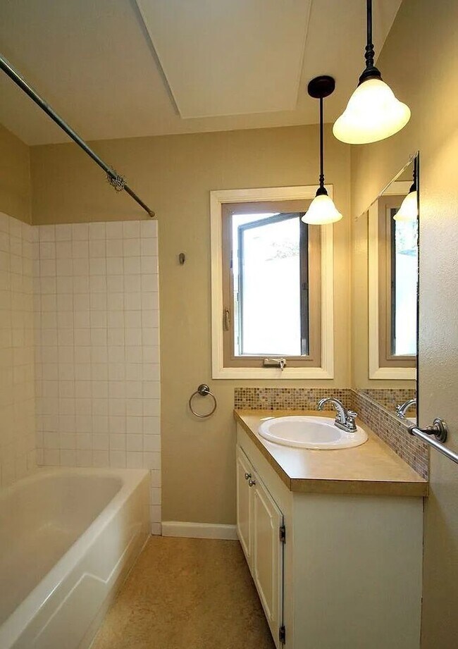 Photo - oat8680 Unit 6222