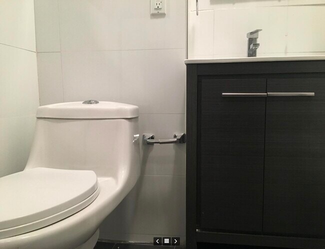 Photo - 19 Lincoln St Unit 2