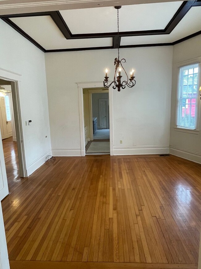 Photo - 3620-3620 Napoleon Ave Unit 3618 Down