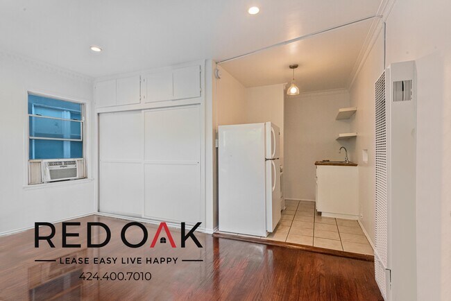 Photo - ~1 Month FREE~ Charming First Floor Studio... Unidad 1A