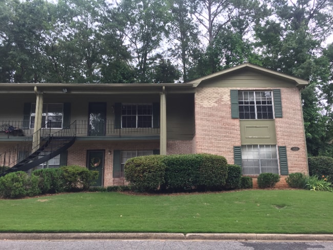 Building Photo - 2815 Georgetown Dr Rental