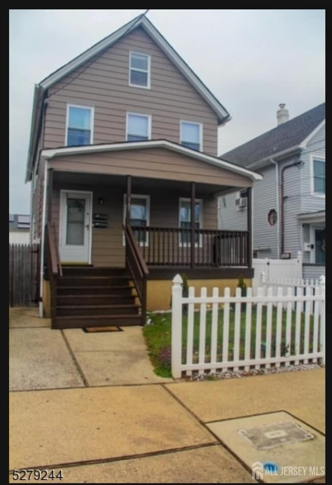 Photo - 165 Emerson St Apartment Unit 2