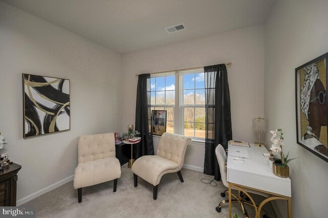 Photo - 7977 Independence Dr