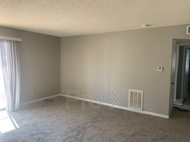 Photo - 2037 S River St Unit #1 2037 River St