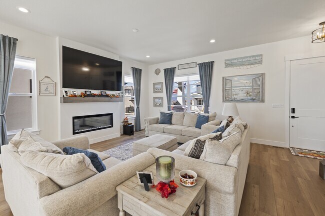 Photo - 9557 Carcassonne Pl