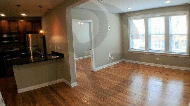 Photo - 1636 W Grace St Unit 3