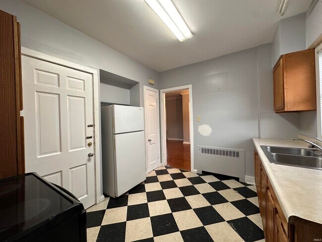 Photo - 909 Lincoln Ave