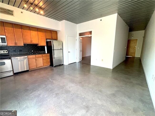 Photo - 620 Glen Iris Dr NE Unit 416