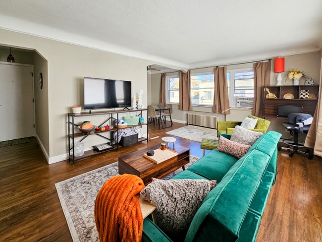 Photo - 1520 Glencoe St Unit 10