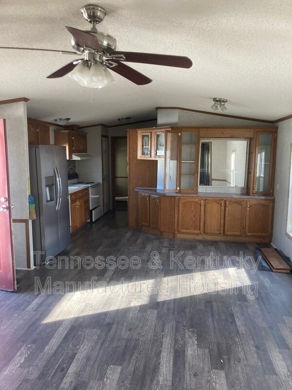 Photo - 201 Cumberland Ln