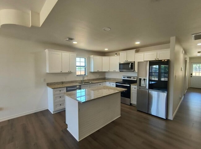 Photo - BEAUTIFUL, newly built 3 bedroom, 2 bath home AVAILABLE NOW!
