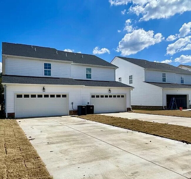 Photo - 2118 Barringer Ln