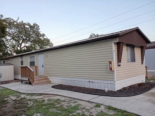 Building Photo - 14006 Bluegill Ln Rental