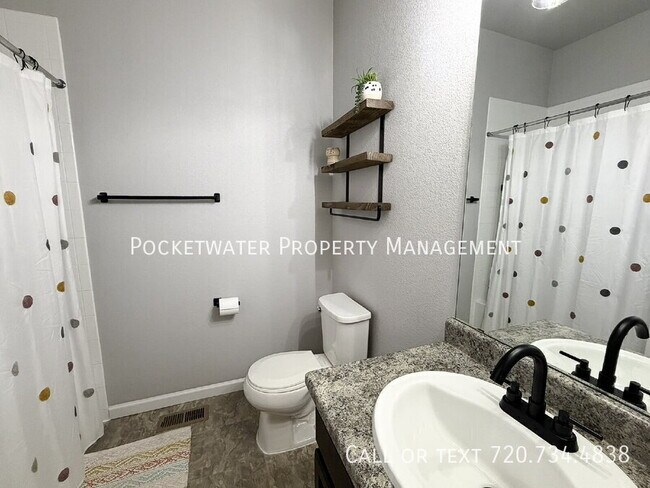 Photo - 1115 Sherman Dr
