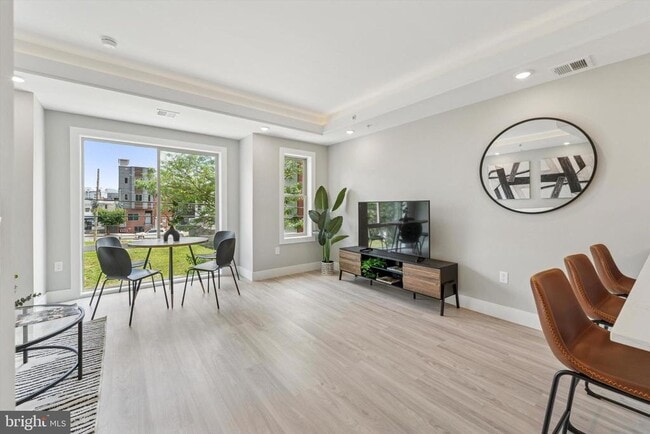 Photo - 2401 N 2nd St Unit F3