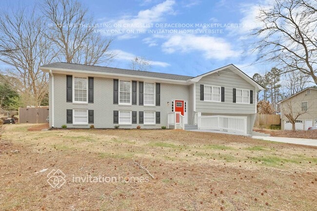 Photo - 2082 Cezar Dr