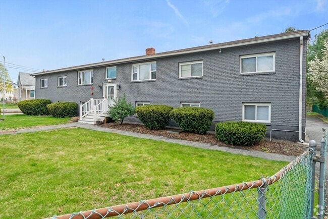 Building Photo - 12 Green St Unit 3 Rental