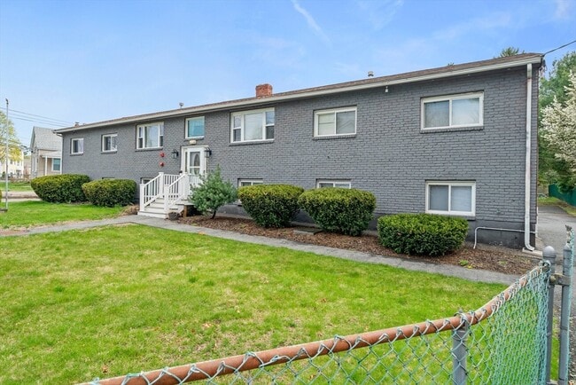 Photo - 12 Green St Apartment Unit 3