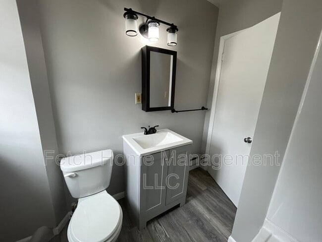 Photo - 234 N Lime St