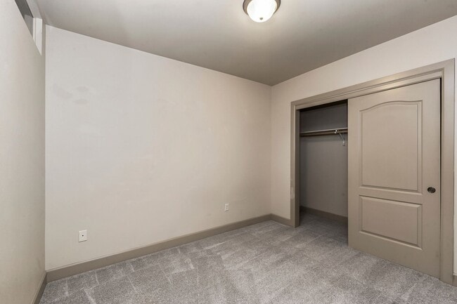 Photo - 2 Bedroom 2 Bathroom Condo in Hyde Park Place Unit 218