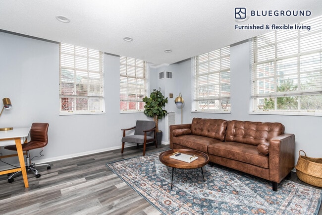 Building Photo - 106 13th St Rental