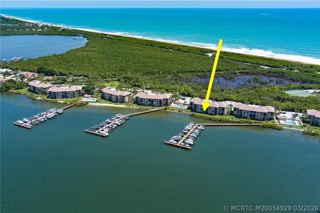 Building Photo - 4620 NE Sandpebble Trce Unit 104