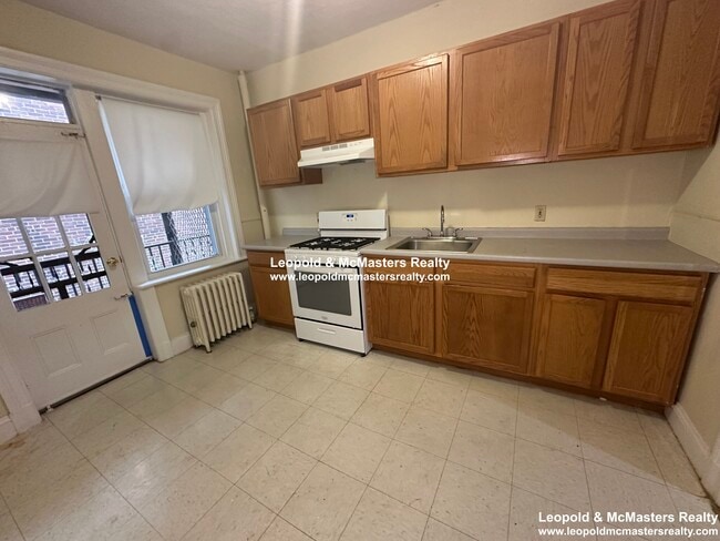 Photo - 76 Dunboy St