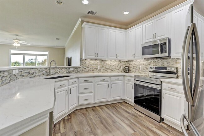 Photo - 204 Monument Hill Trail