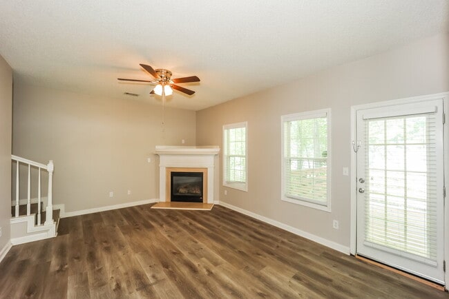 Photo - 8144 Green Garden Dr