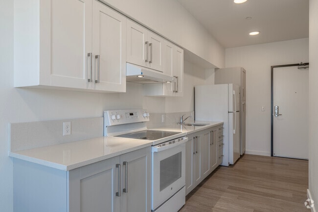 Interior Photo - Terrace Glen