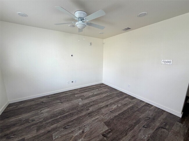 Photo - 21155 Gosling Rd Unit 27D