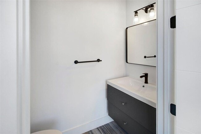 Photo - 2004 SW 15th Ave