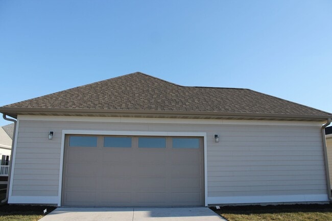 Photo - 1003 E Maple Ave