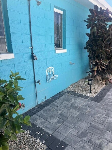 40 82nd Ave Unidad 2
