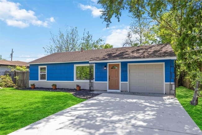 Photo - 5206 Willow Glen Dr