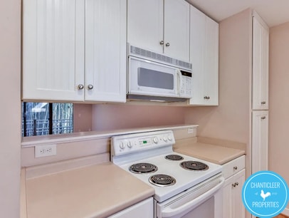 Photo - 130 E Longview St