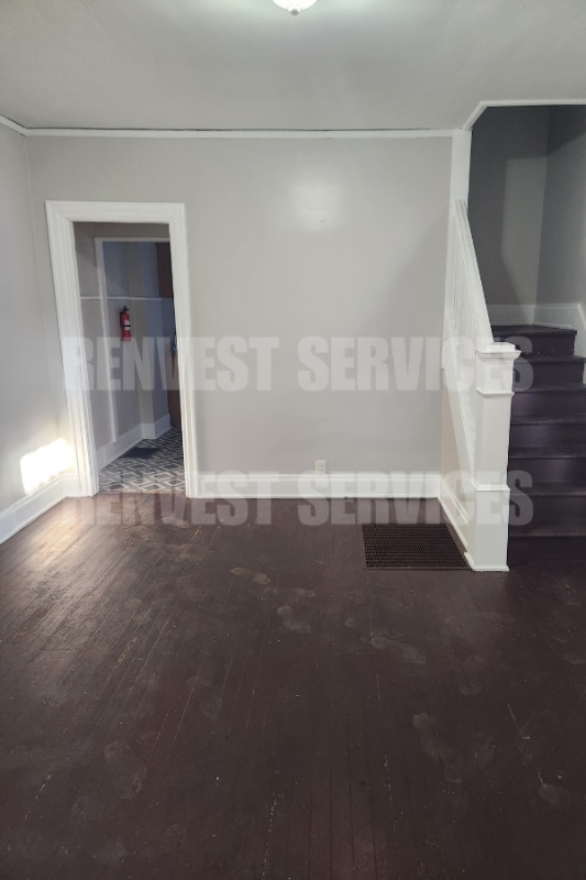 Photo - 410 Edgar Ave