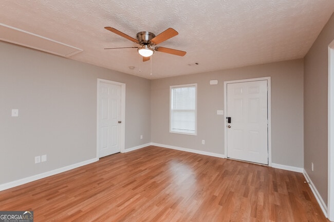 Photo - 614 Dove Cove