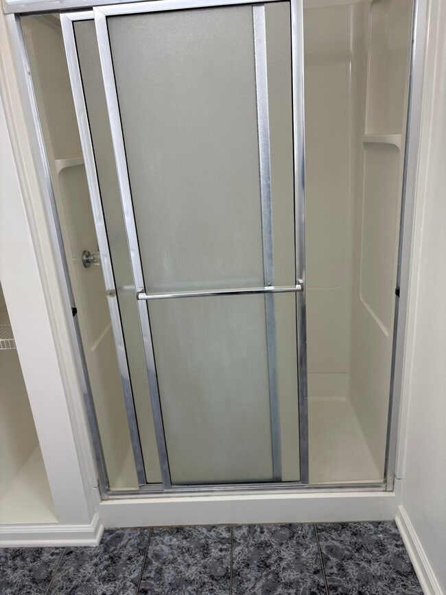 Photo - 128 Harding Rd