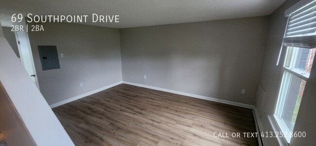 Photo - 69 Southpoint Dr