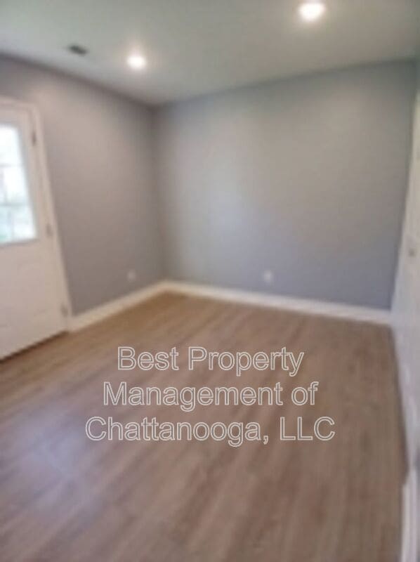 Photo - 3632 Dorris St