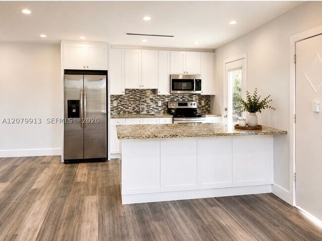 Photo - 6910 Bay Dr E Unit 6