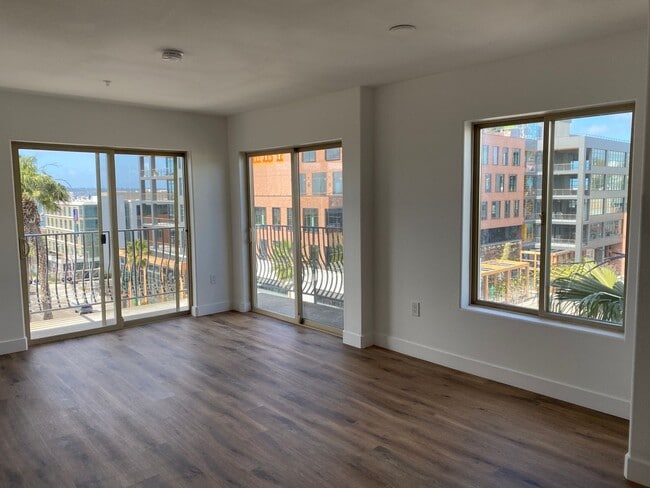 Photo - Oceanview Place in Little Italy