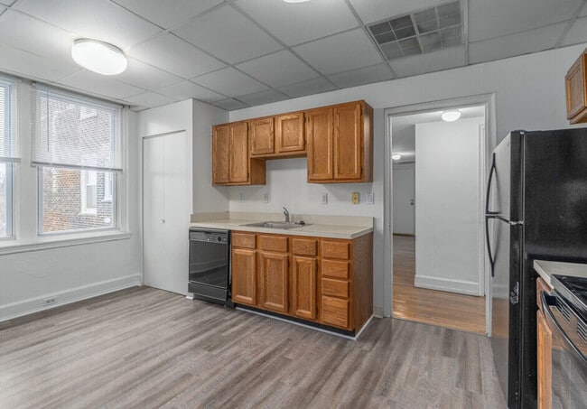 McCallum Apartments