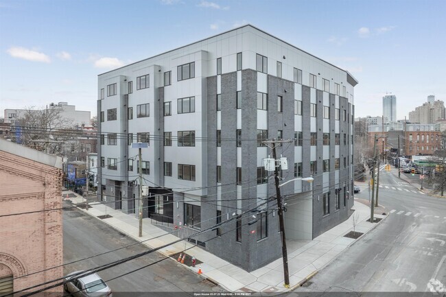 Building Photo - 475 Communipaw Ave Unit 405 Rental