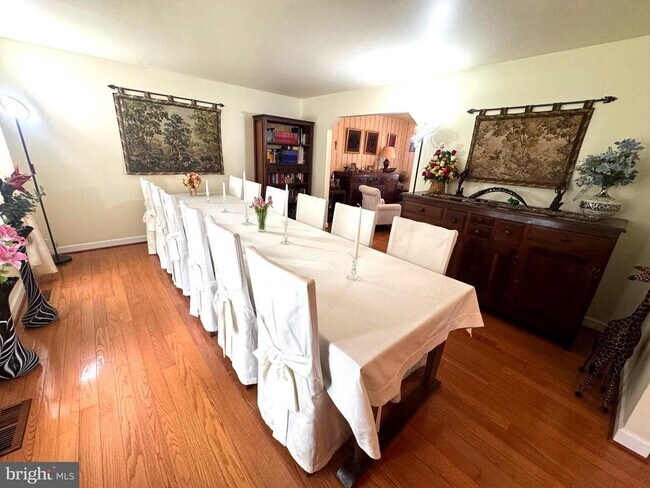 Photo - 9808 Wilden Ln