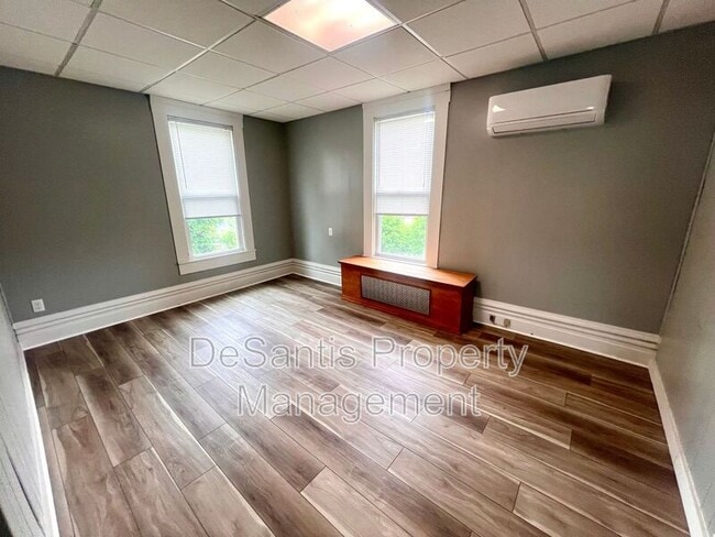 Photo - 1632 Steuben St Unidad #2