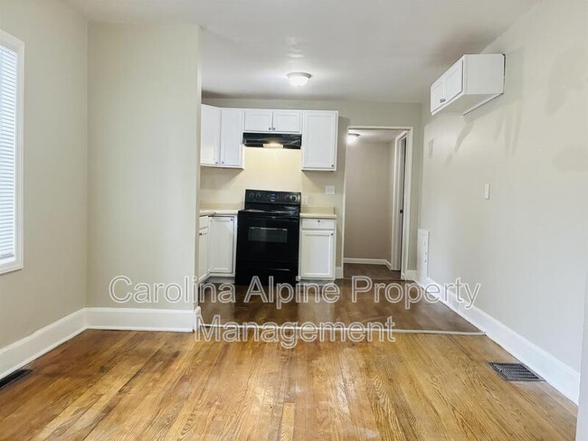 Photo - 512 Kings Rd