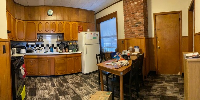 18 Mount Hood Rd Unit 1